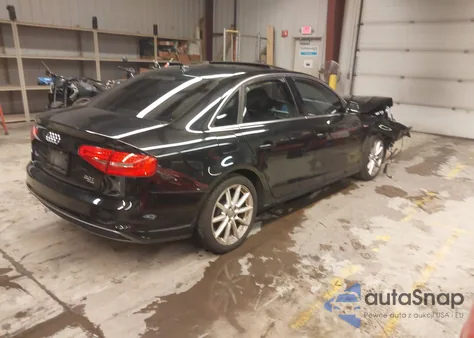 2014 Audi A4 2.0T Premium z USA, uszkodzony, nr VIN WAUFFAFLXEN033000